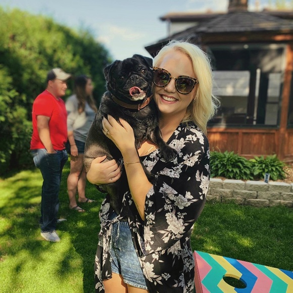 Meet your Posher, Emily - Picture 7 of 7